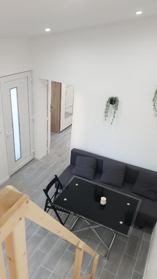 Gite Sous L'Olivier Marselha Exterior foto